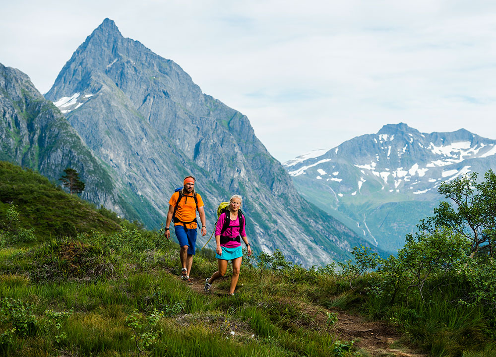 fjelltur-hjorundfjorden-2